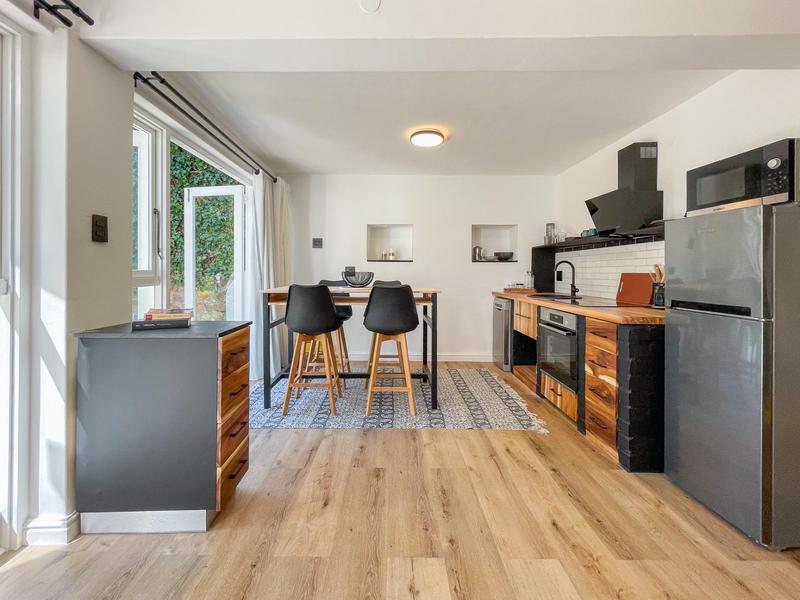 To Let 1 Bedroom Property for Rent in Hout Bay Western Cape